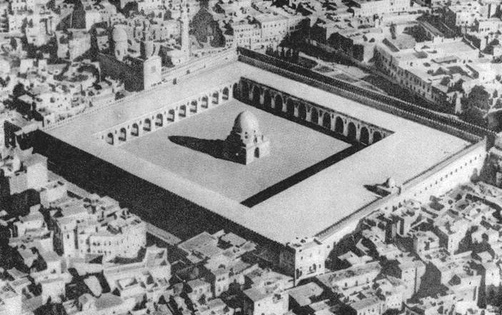 Мечеть Ибн Тулуна в Каире