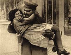 Светлана Аллилуева с отцом Иосифом Сталиным